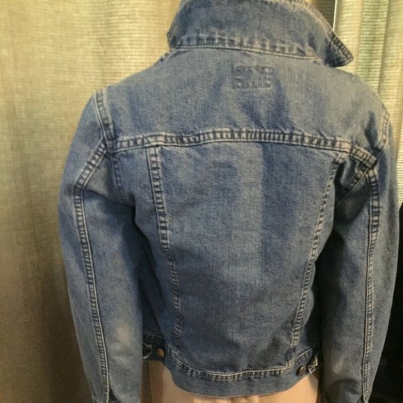 Vintage Riveted by Lee Sm Women's preowned 90s Jean Jacket. - Picture 4 of 6